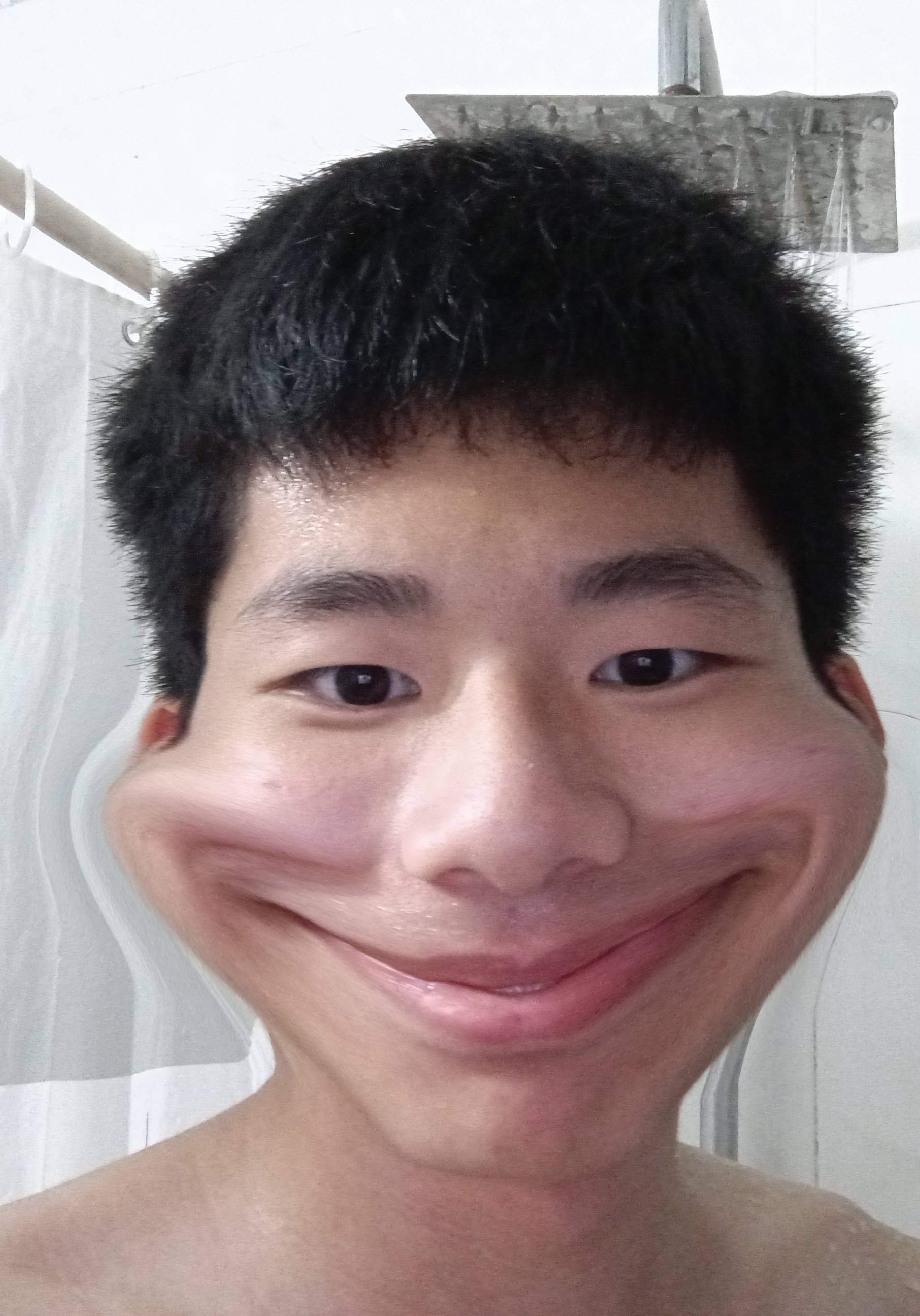作者朋友善意的微笑